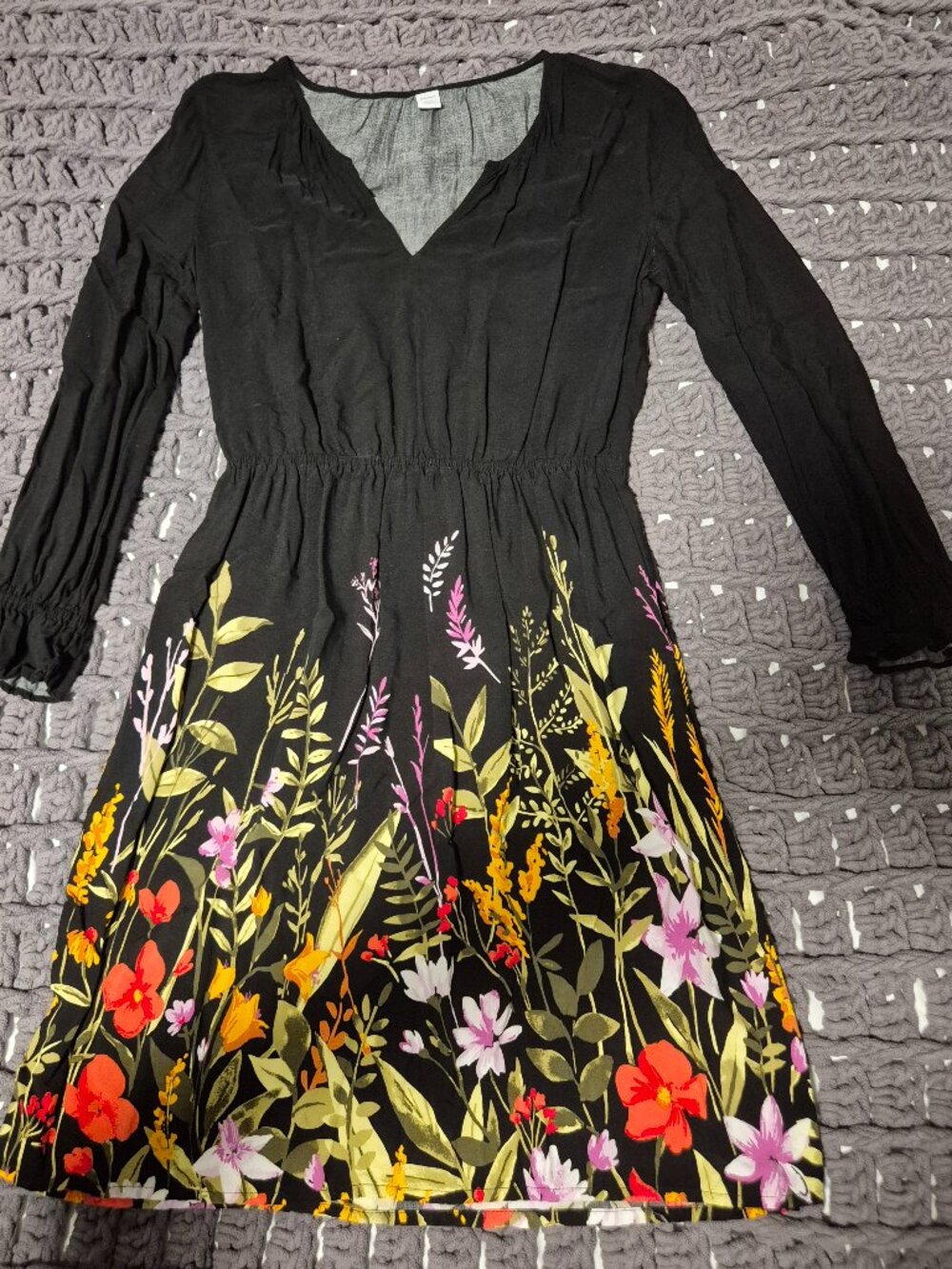 Black Old Navy dress with gathered sleeves and floral detailing